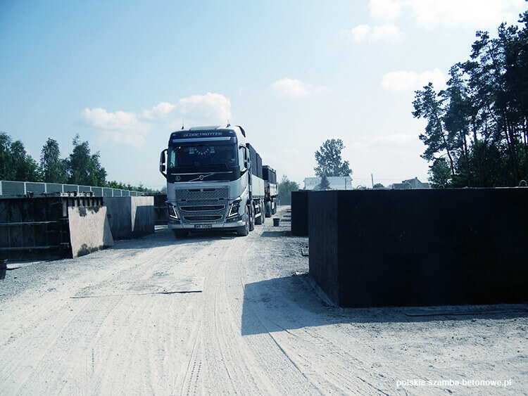 Transport szamb betonowych  w Kluczborku